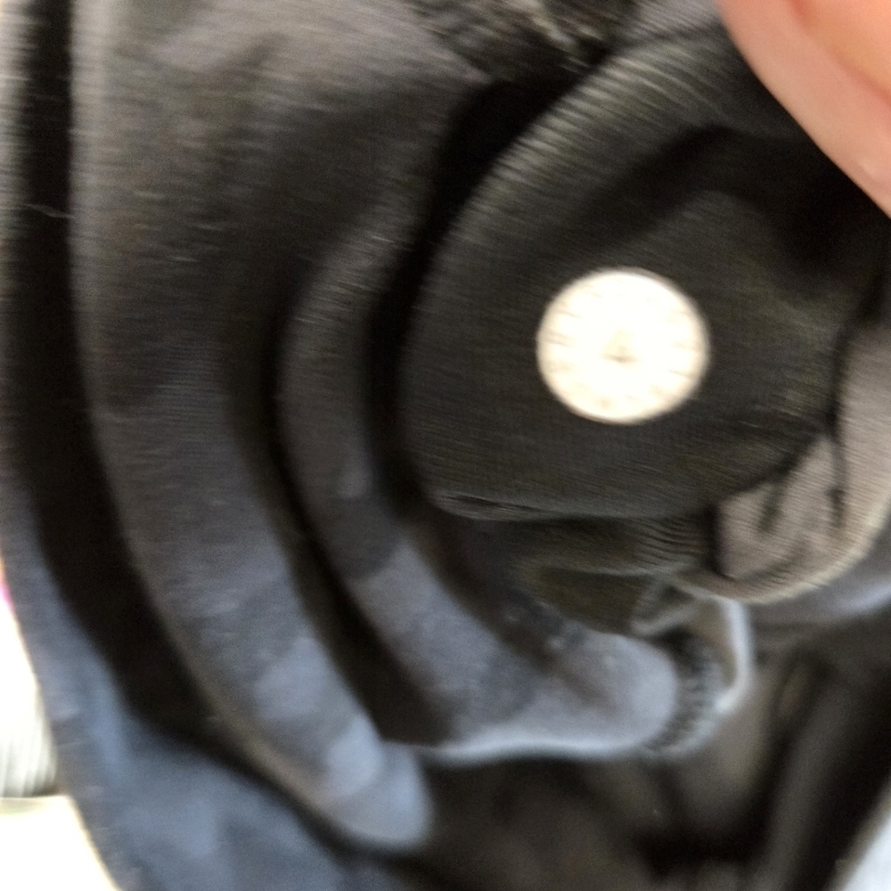 Lululemon gray black camo align leggings - Picture 4 of 8